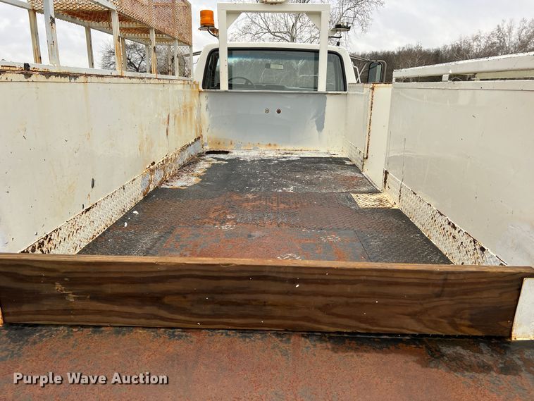 image for item JU9727 1996 Ford F800  utility / service truck