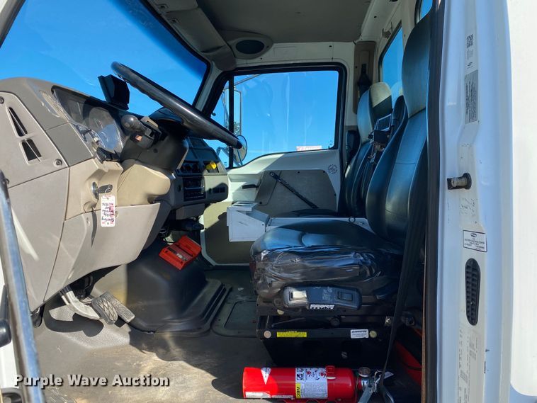 image for item JW9248 2004 Sterling Acterra  utility / service truck