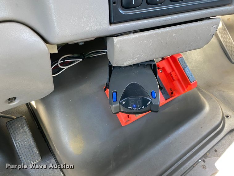 image for item JW9248 2004 Sterling Acterra  utility / service truck