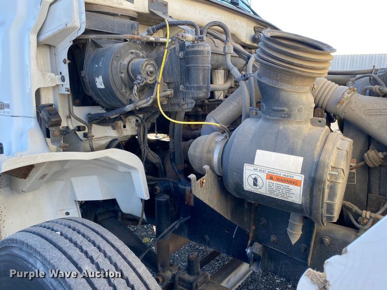 image for item JW9248 2004 Sterling Acterra  utility / service truck