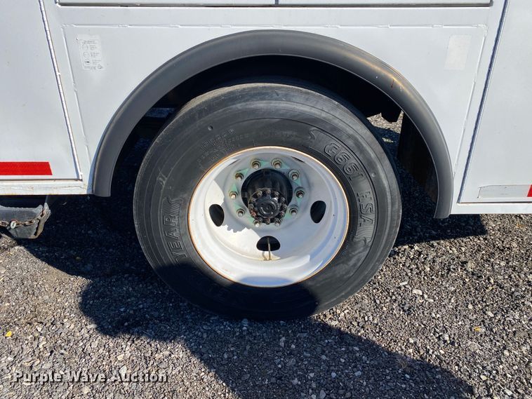 image for item JW9248 2004 Sterling Acterra  utility / service truck