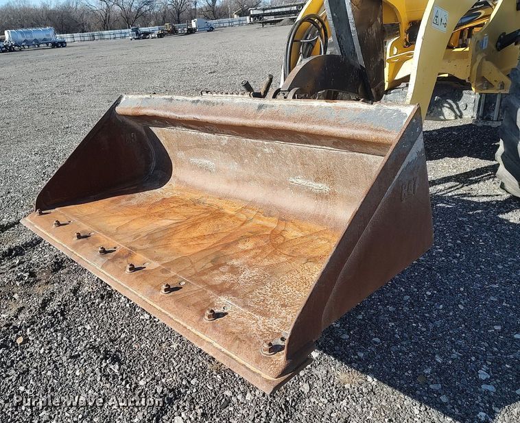 image for item JW9258 2015 New Holland W80C  wheel loader