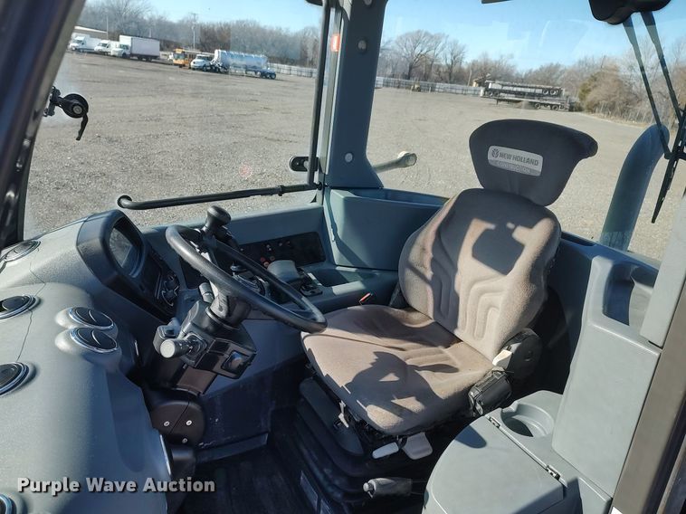 image for item JW9258 2015 New Holland W80C  wheel loader