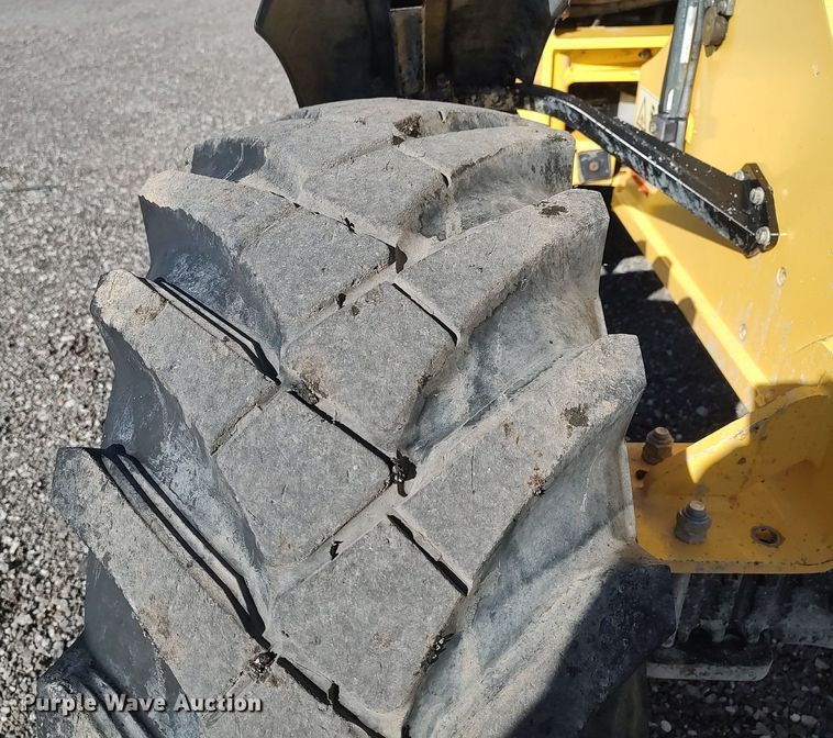 image for item JW9258 2015 New Holland W80C  wheel loader