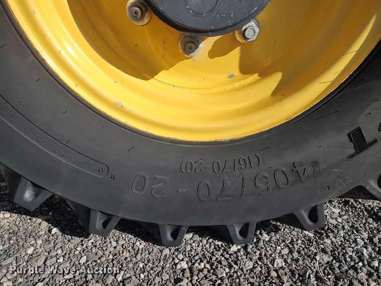image for item JW9258 2015 New Holland W80C  wheel loader