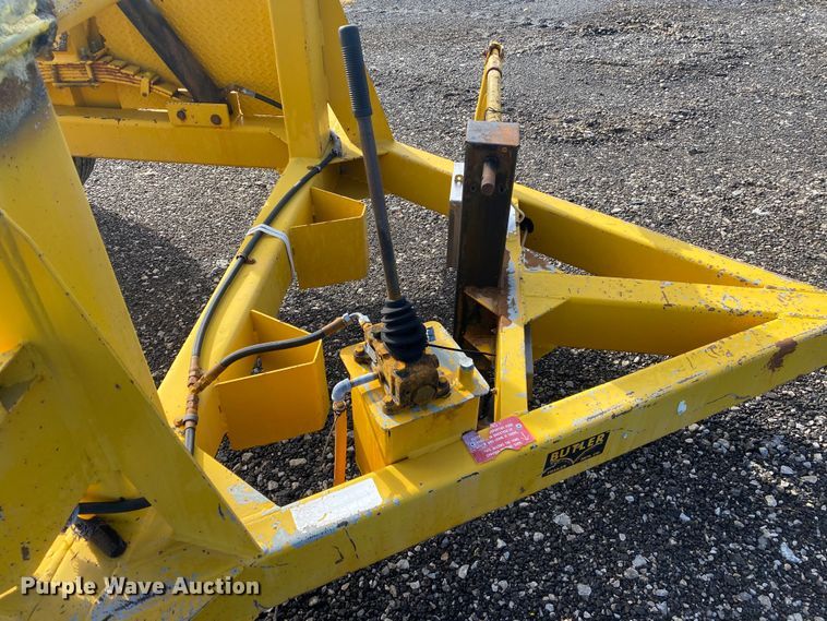 image for item JW9314 1996 Butler HCT-100  reel trailer