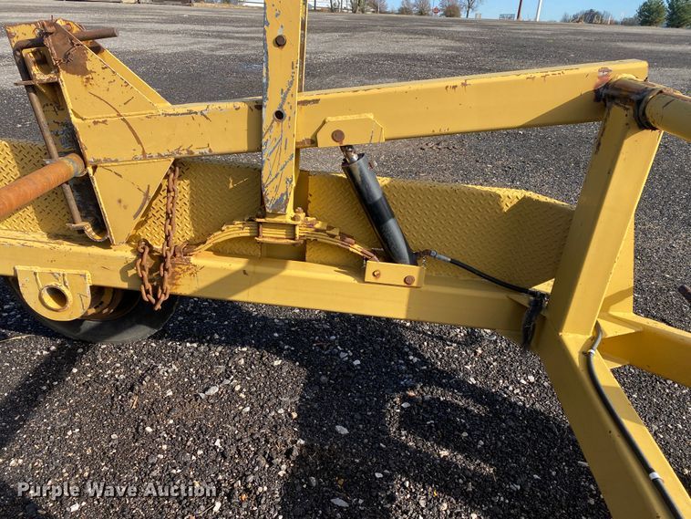 image for item JW9315 1998 Butler HCT-100  reel trailer