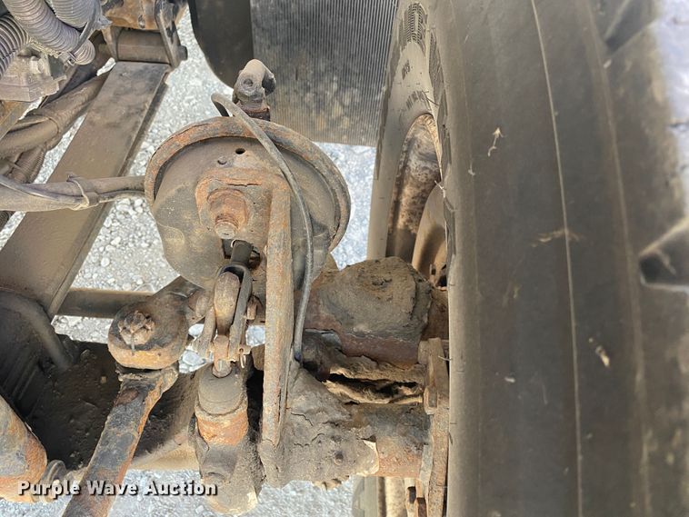 image for item JW9396 2010 International WorkStar 7400  utility / service truck