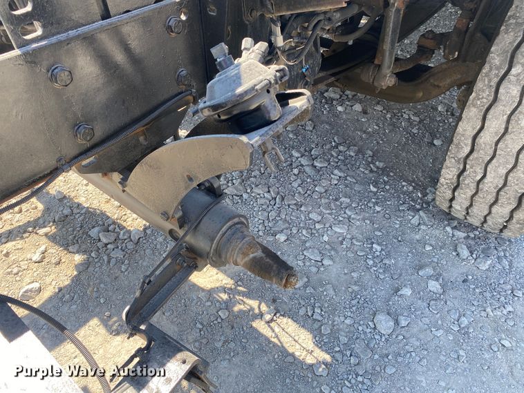 image for item JW9396 2010 International WorkStar 7400  utility / service truck