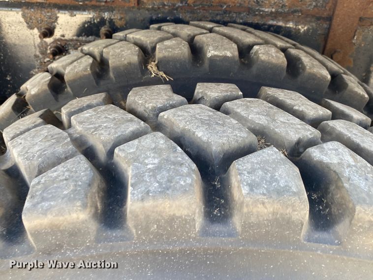 image for item JW9396 2010 International WorkStar 7400  utility / service truck