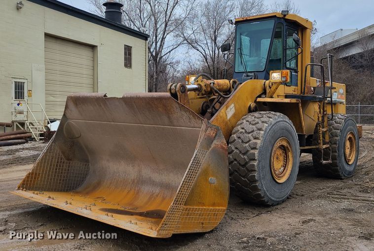image for item JW9949 1988 Komatsu WA500-1L  wheel loader