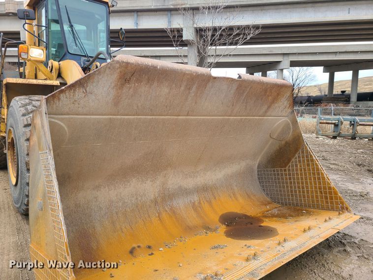 image for item JW9949 1988 Komatsu WA500-1L  wheel loader