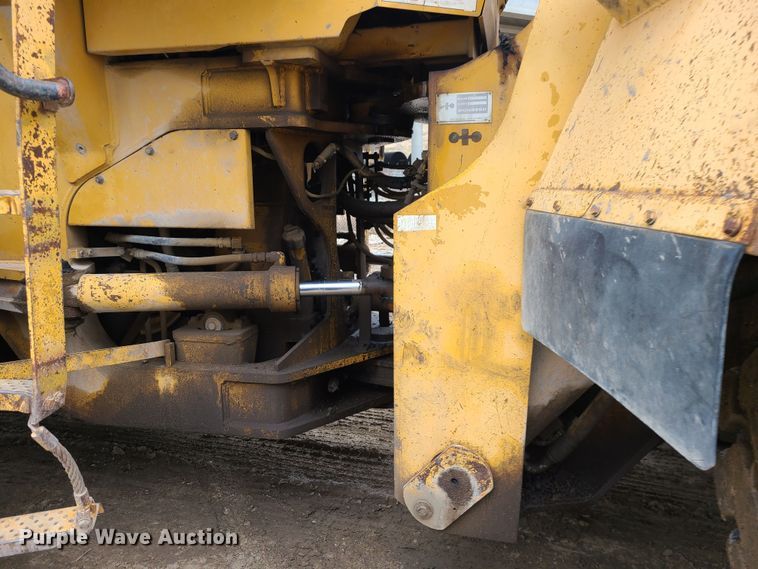 image for item JW9949 1988 Komatsu WA500-1L  wheel loader