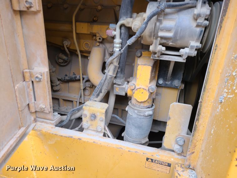 image for item JW9949 1988 Komatsu WA500-1L  wheel loader