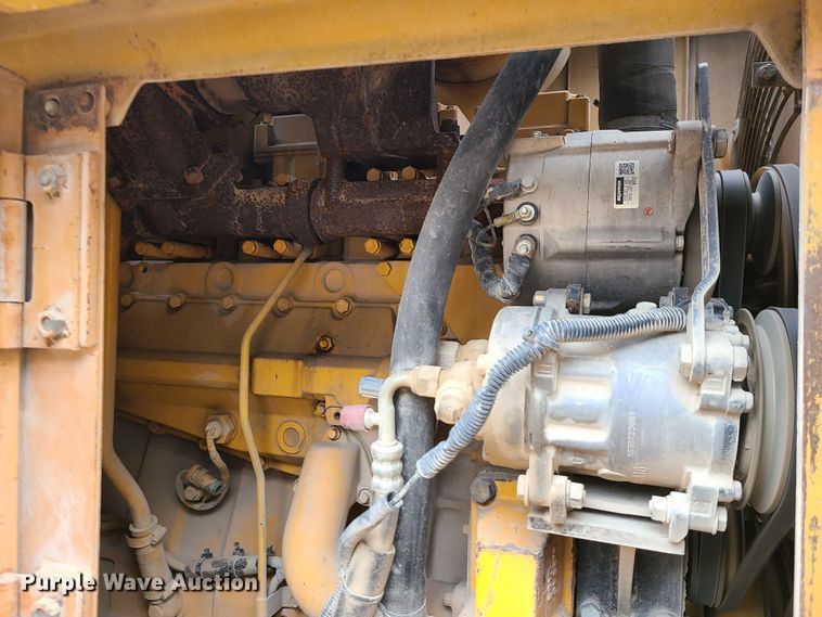 image for item JW9949 1988 Komatsu WA500-1L  wheel loader