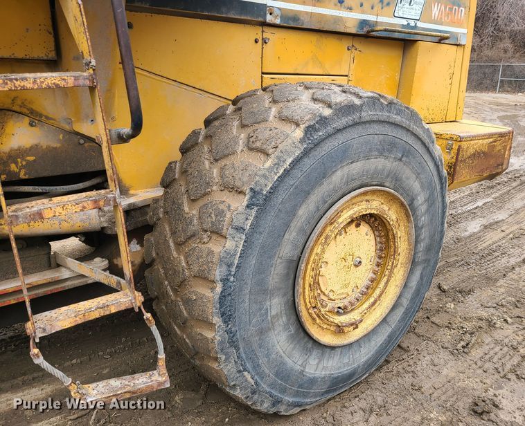 image for item JW9949 1988 Komatsu WA500-1L  wheel loader