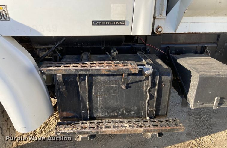 image for item KR9092 1999 Sterling A-Line  dump truck