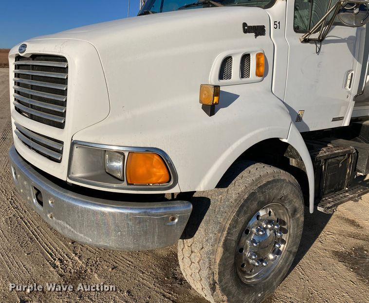 image for item KR9092 1999 Sterling A-Line  dump truck