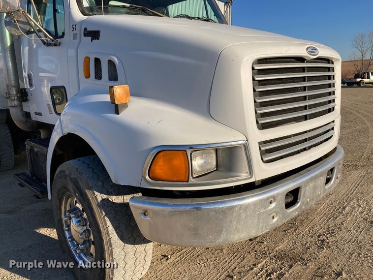 image for item KR9092 1999 Sterling A-Line  dump truck