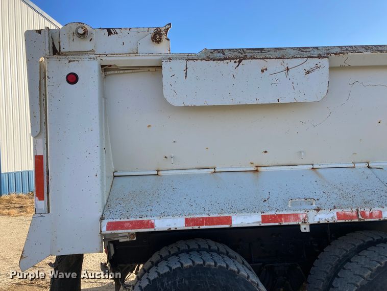 image for item KR9092 1999 Sterling A-Line  dump truck