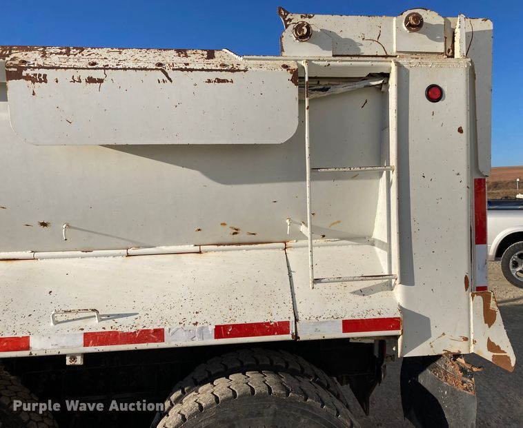 image for item KR9092 1999 Sterling A-Line  dump truck