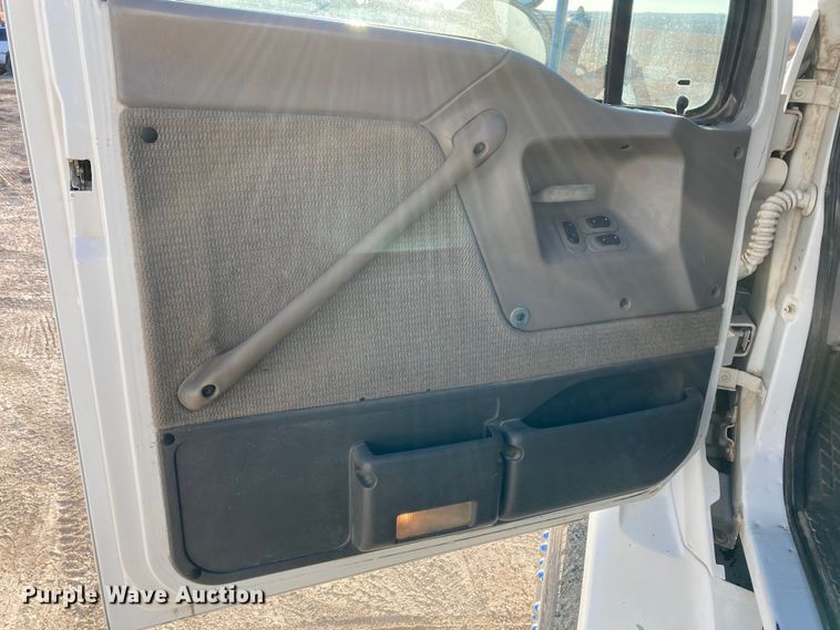 image for item KR9092 1999 Sterling A-Line  dump truck