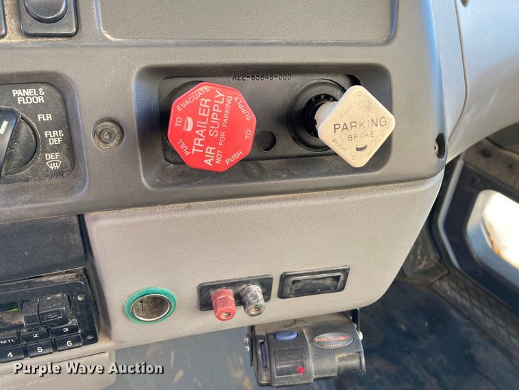 image for item KR9092 1999 Sterling A-Line  dump truck