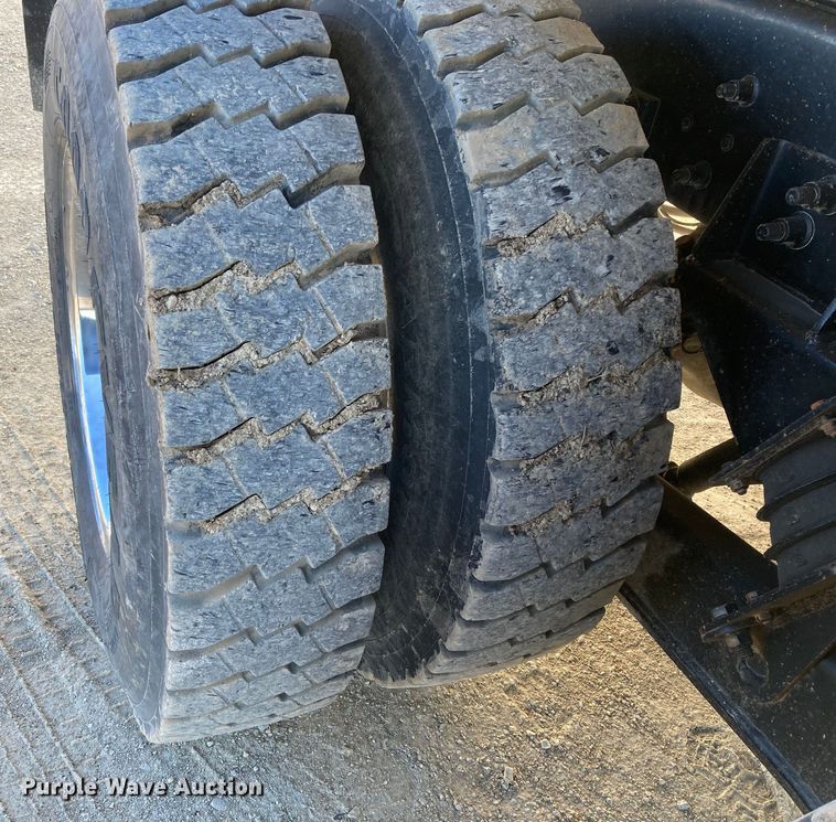 image for item KR9092 1999 Sterling A-Line  dump truck