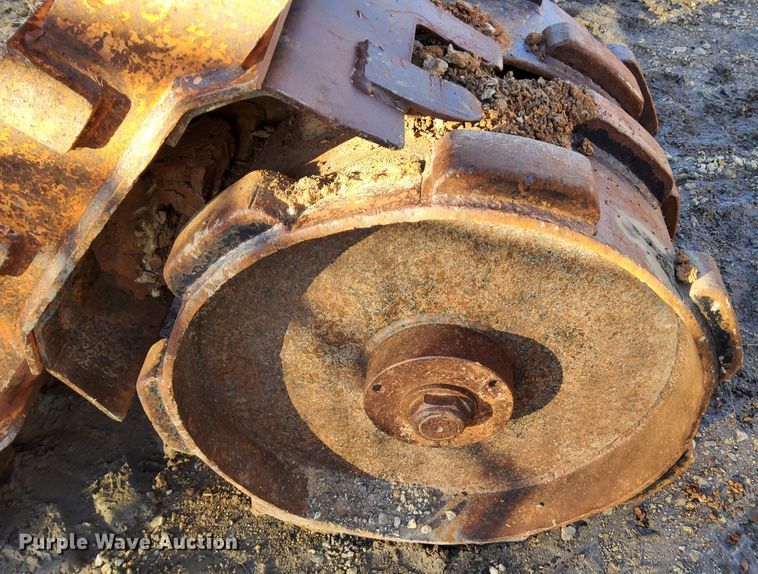 image for item KR9103 MBW EXA18  excavator trench compactor