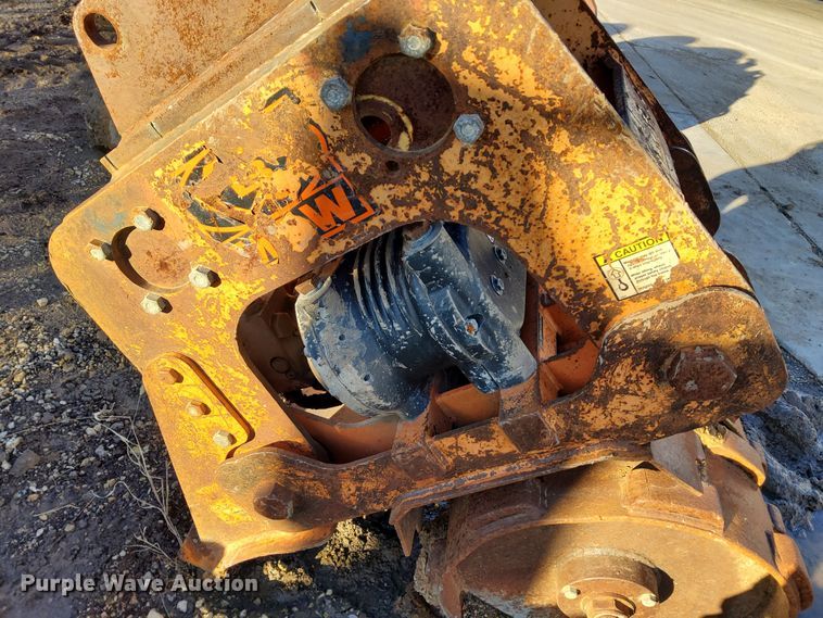 image for item KR9104 MBW EXA18  excavator trench compactor