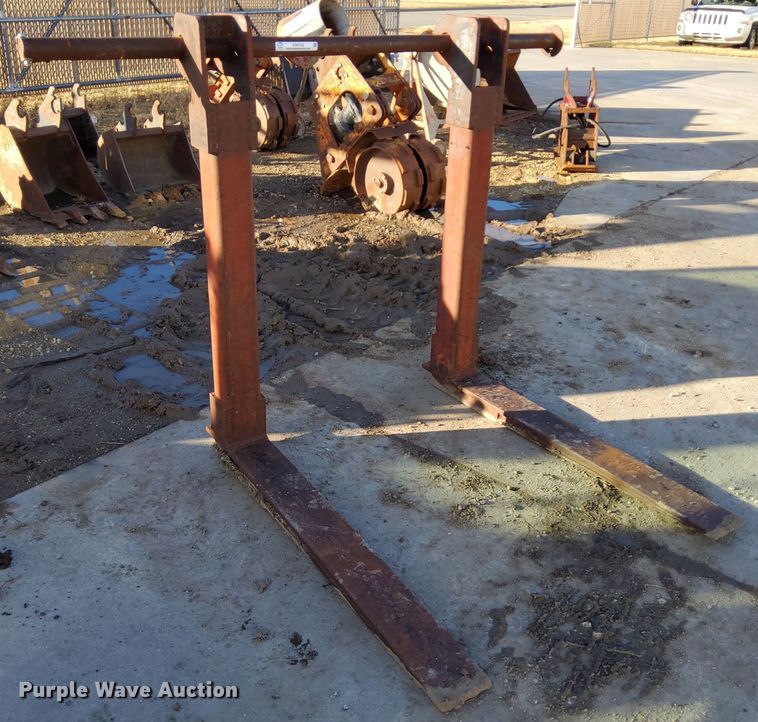 image for item KR9105 Shop built  48"L forks