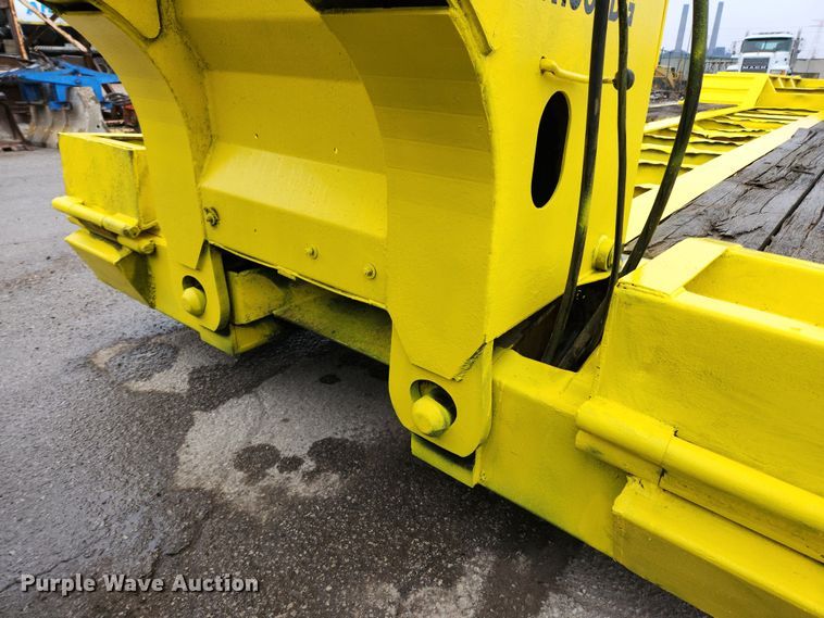 image for item KT9525 1993 Trail King TK100HDG-483  lowboy equipment trailer