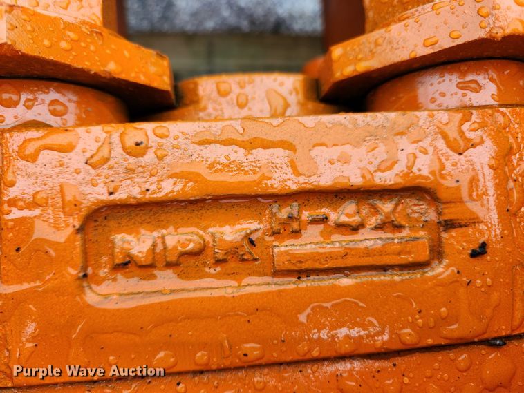 image for item KT9527 NPK H4XE  breaker