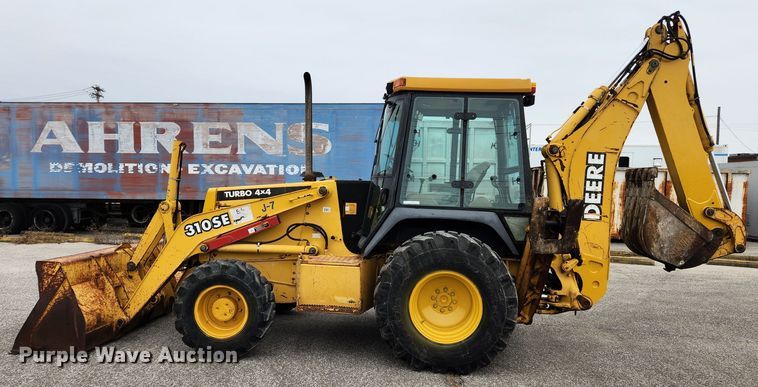 image for item KT9529 1998 John Deere 310SE  backhoe