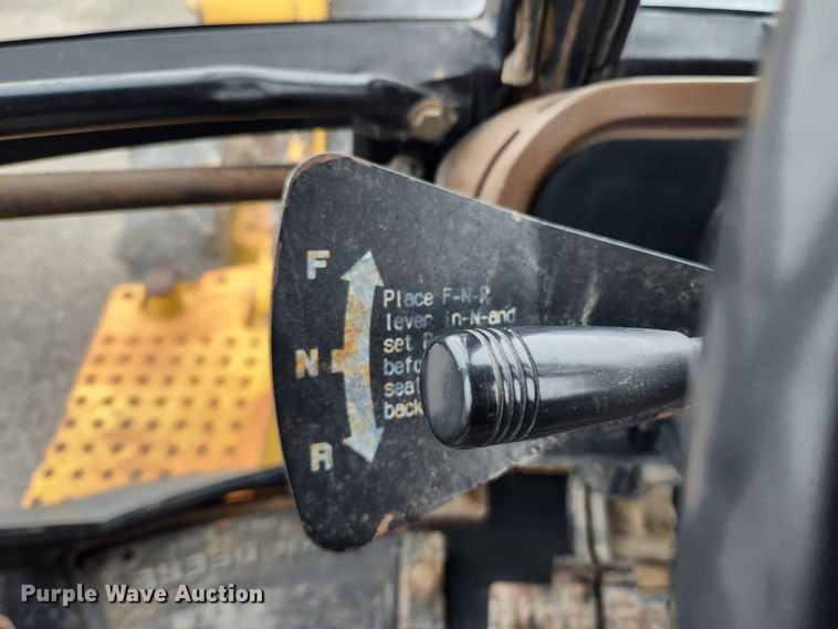 image for item KT9529 1998 John Deere 310SE  backhoe