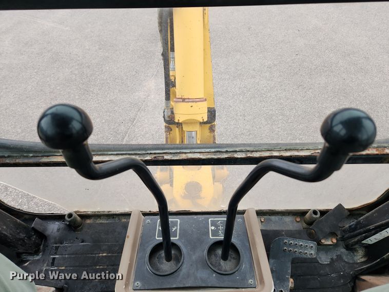 image for item KT9529 1998 John Deere 310SE  backhoe