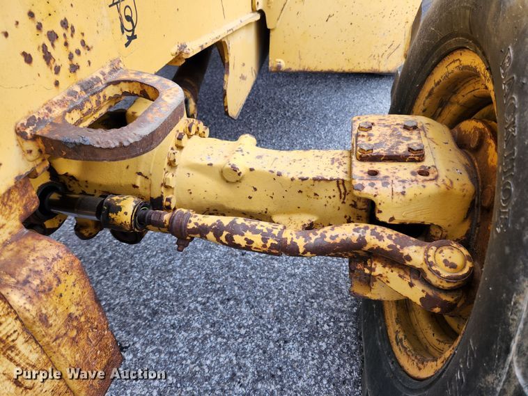 image for item KT9529 1998 John Deere 310SE  backhoe