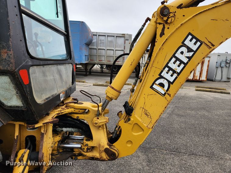 image for item KT9529 1998 John Deere 310SE  backhoe