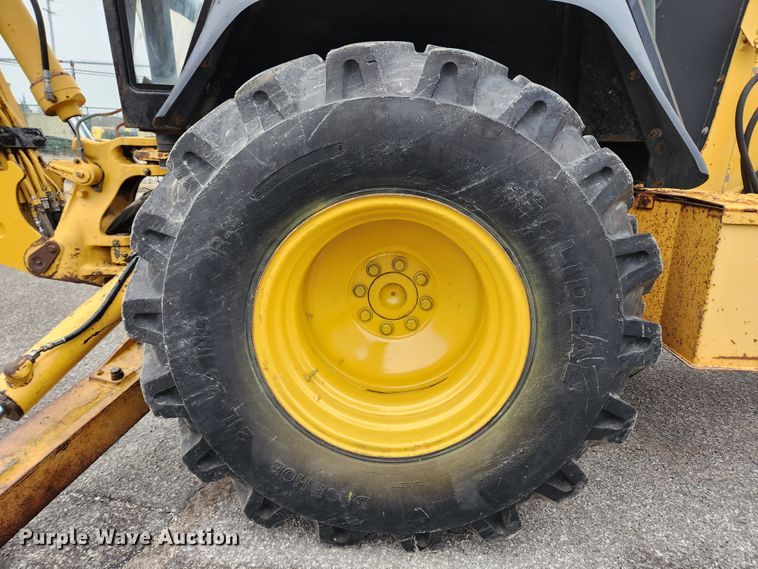 image for item KT9529 1998 John Deere 310SE  backhoe