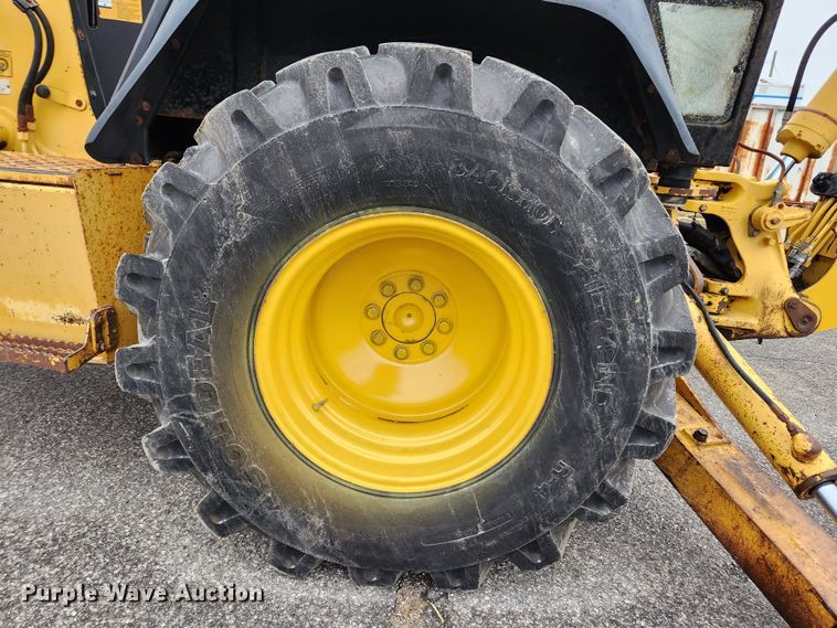 image for item KT9529 1998 John Deere 310SE  backhoe