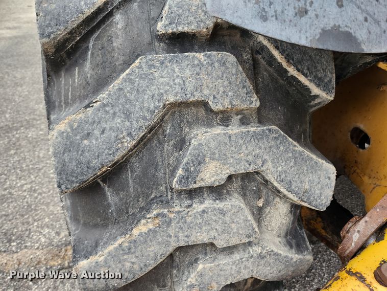 image for item KT9529 1998 John Deere 310SE  backhoe