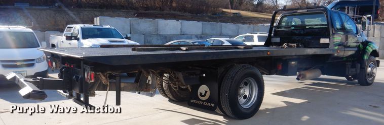 image for item KW9552 2000 Ford F650  rollback truck