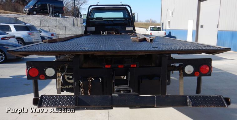 image for item KW9552 2000 Ford F650  rollback truck