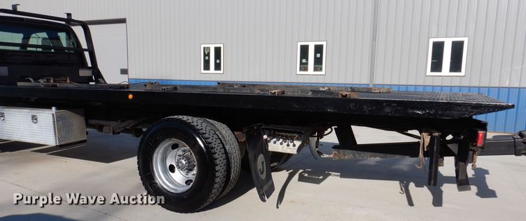 image for item KW9552 2000 Ford F650  rollback truck