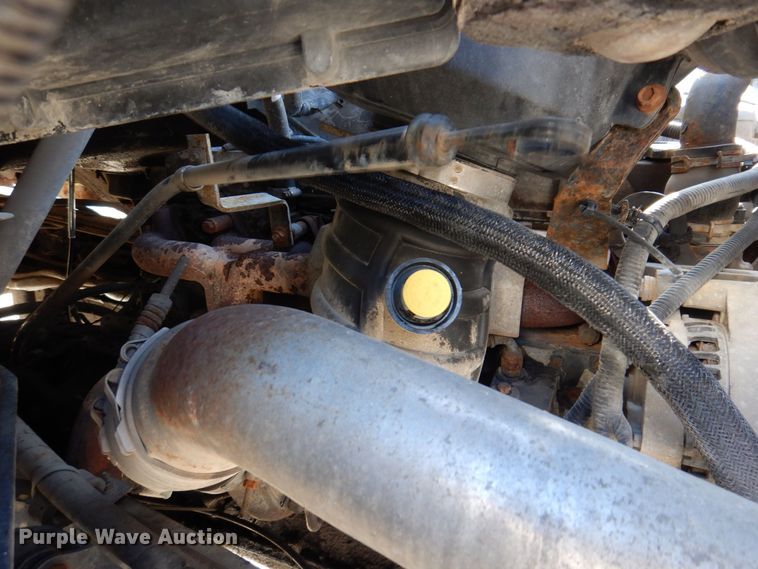 image for item KW9552 2000 Ford F650  rollback truck