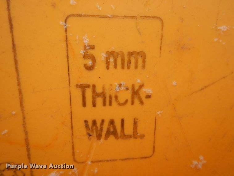 image for item KW9560 Trash chutes