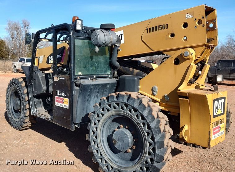 image for item LK9511 2015 Caterpillar TL943C  telehandler