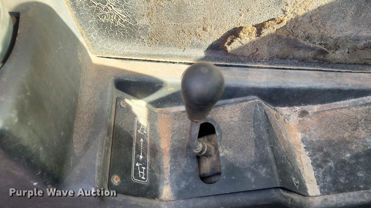 image for item LK9511 2015 Caterpillar TL943C  telehandler