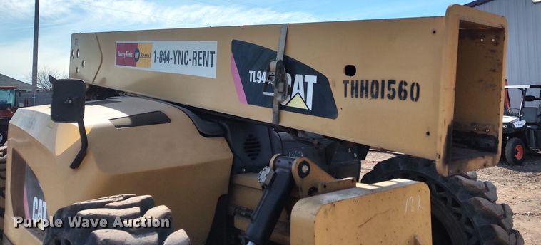 image for item LK9511 2015 Caterpillar TL943C  telehandler