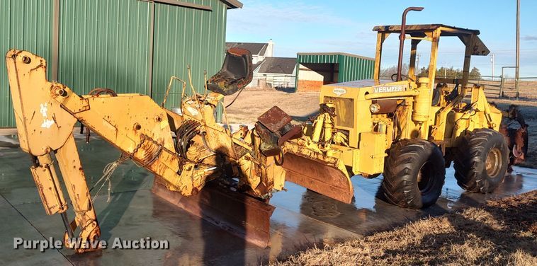 image for item LK9526 1983 Vermeer M-475  trencher